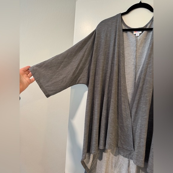 LuLaRoe Striped Open Front Cardigan white and gray high low - Picture 4 of 5